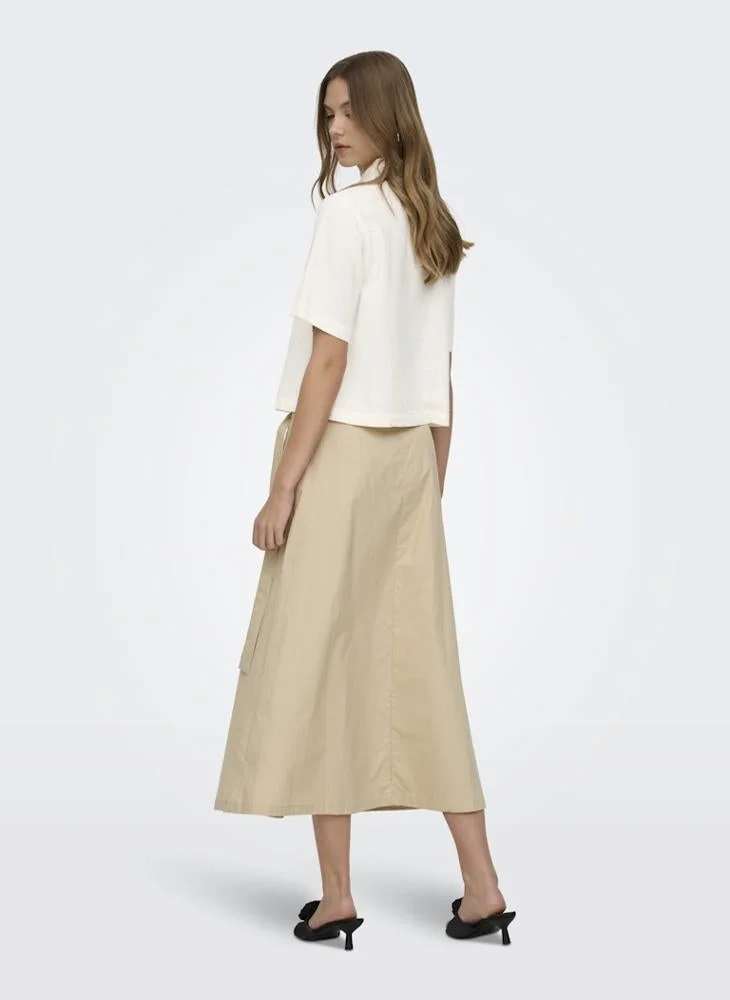 اونلي قميص كتان بأزرار وأكمام قصيرة