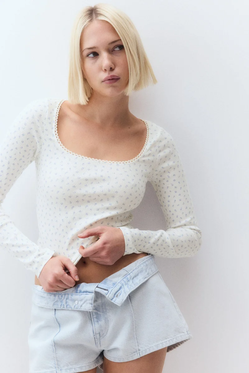 H&M Picot-trimmed cotton top