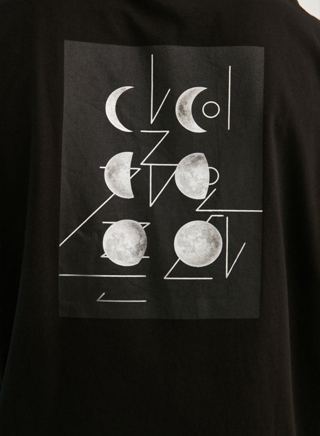 trendyol Black Oversize/Wide Cut Short Sleeve Space Print 100% Cotton T-Shirt - Image 4