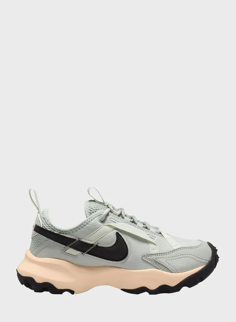 Nike Tc 7900
