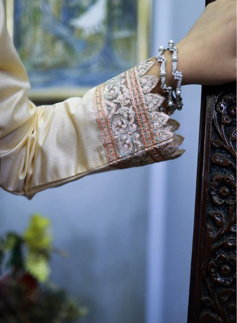 وينشيلز قماش مطرز من القطن الباكستاني الفاخر - أنيق وجودة ممتازة، لون بيج، مقاس متوسط - Image 4