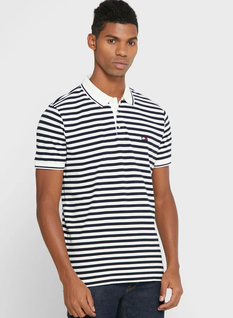 TOMMY HILFIGER Men'S Wavy Flag Stripe Regular Polo T-Shirt