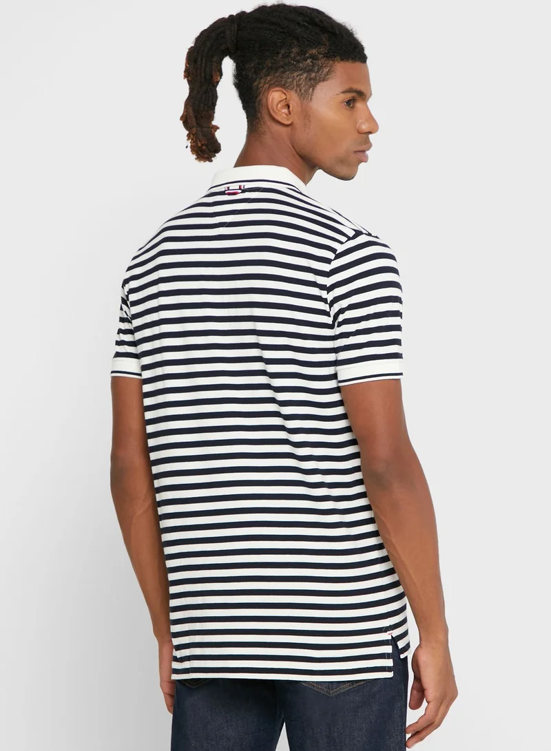 TOMMY HILFIGER Men'S Wavy Flag Stripe Regular Polo T-Shirt