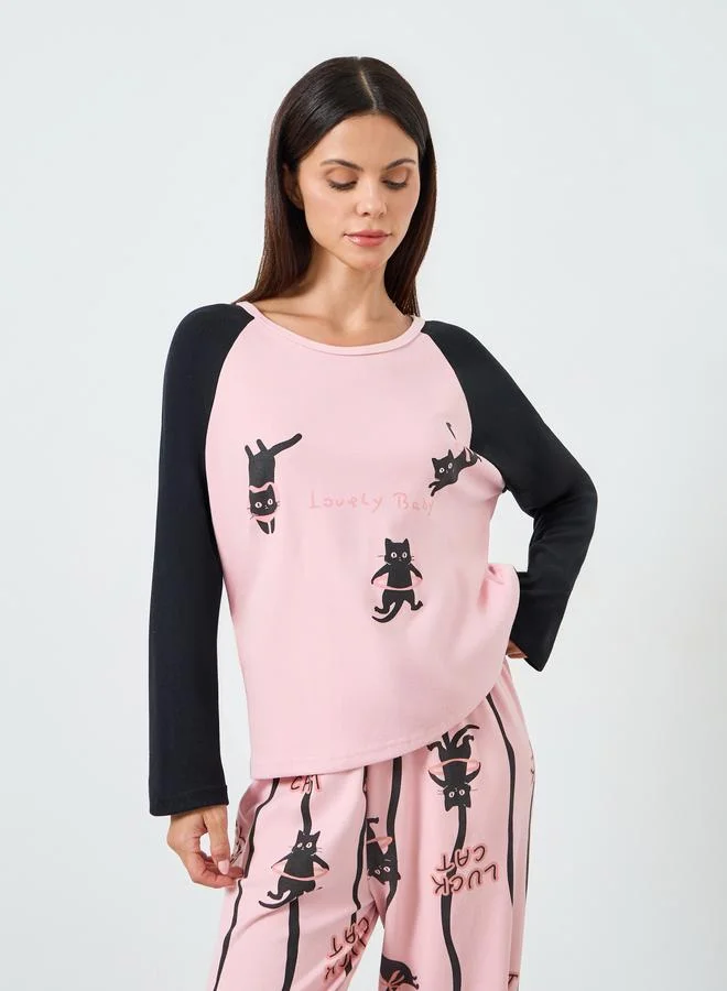 ستايلي طقم بيجامة قطعتين بطبعة قطة وأكمام طويلة