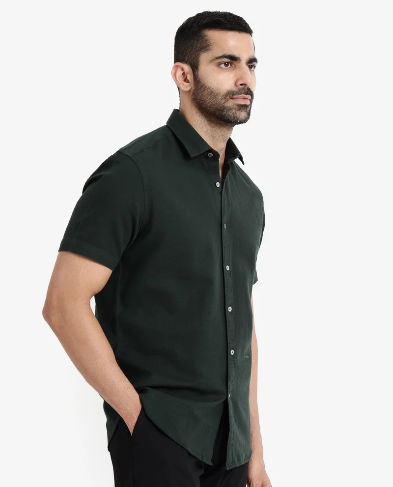Rare Rabbit Rare Rabbit Men's Rissa Dark Green Cotton Fabric Half Sleeves Solid Dobby Shirt