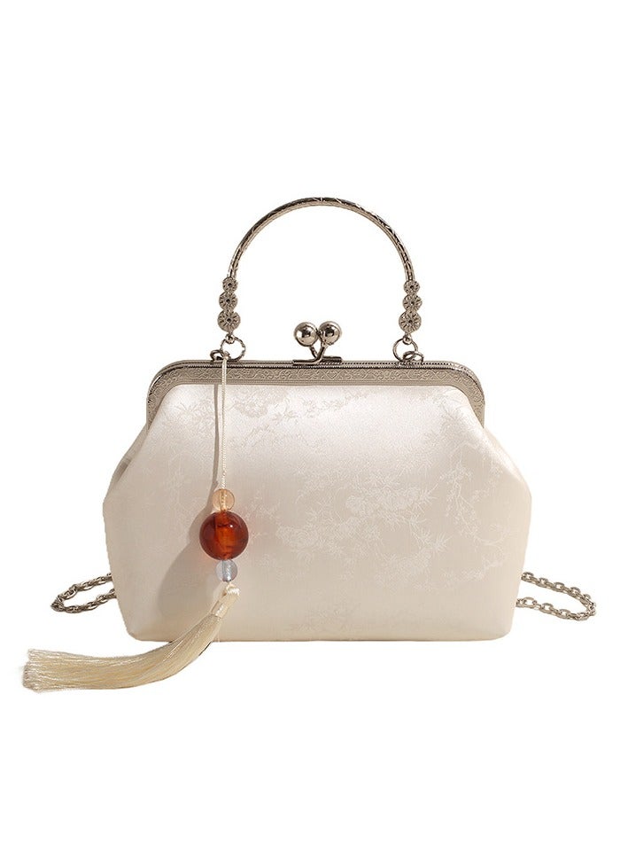 New Evening Bag Women's Shoulder Crossbody Bag Ins Chain Clip Bag Tassel Fashion Versatile Women's Bag  - Image 1