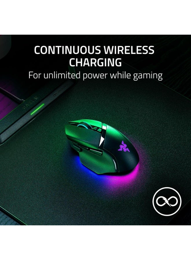 Razer HyperFlux V2 Wireless Charging System: Continuous Wireless Charging, Auto Pairing, Dongle-free Mouse & Keyboard Connectivity, LED Charging Indicator, Anti-Slip Rubber Base - Hard Surface - Image 2