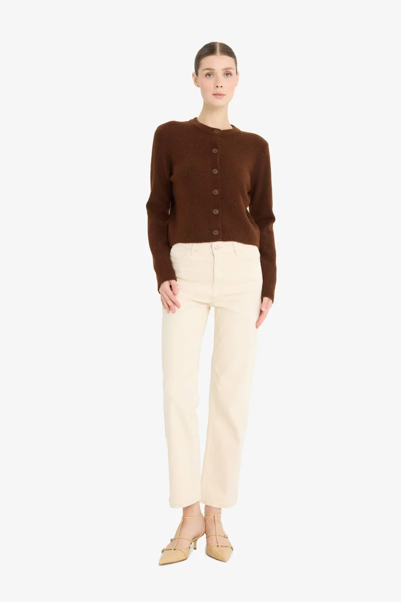 ديفاكتو Regular Fit Basic Soft Touch Soft Knit Cardigan