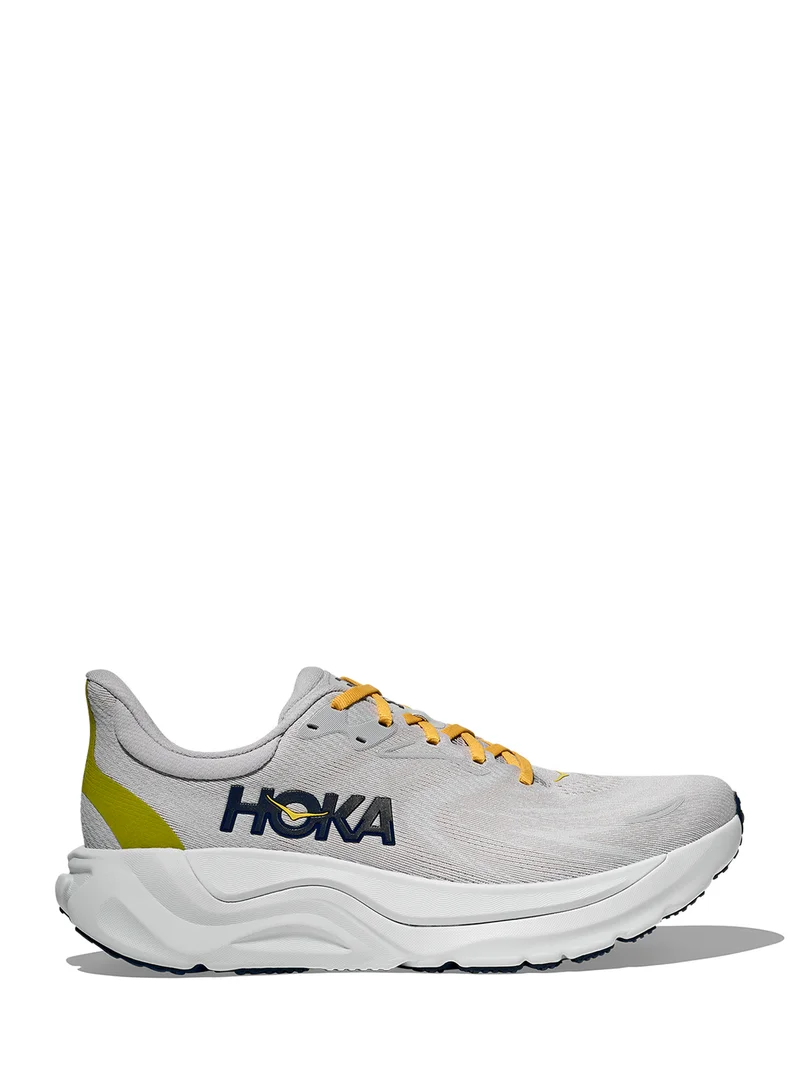 Hoka Arahi 8