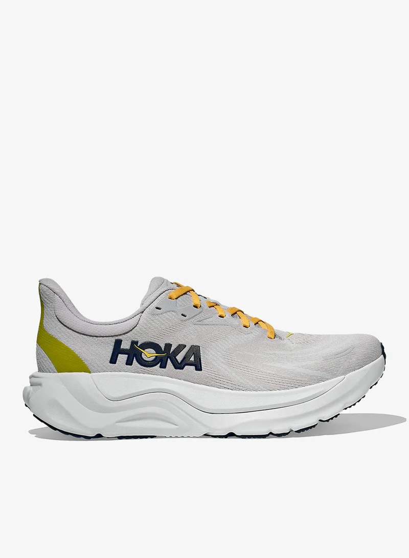 Hoka Arahi 8
