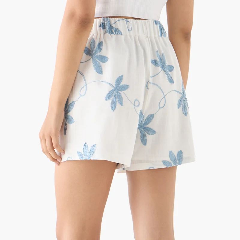2Xtremz 2Xtremz Leaf Embroidered Leaf Shorts with Drawstring Closure and Pockets