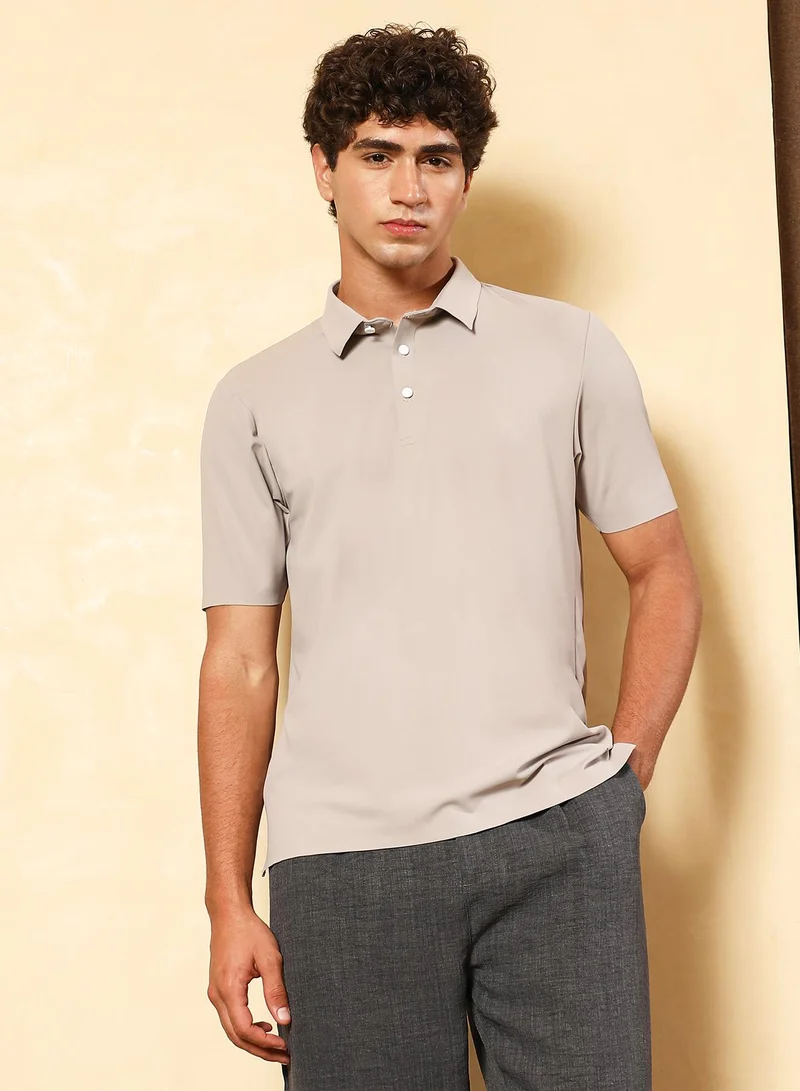 Campus Sutra Men Seamless Grid Polo T-Shirt | Polo Neck , Short Regular Sleeves | Half-Button Closure Straight Hem | Solid Textured | Knitted Fabric For Casual & Daily Wear | Light Grey