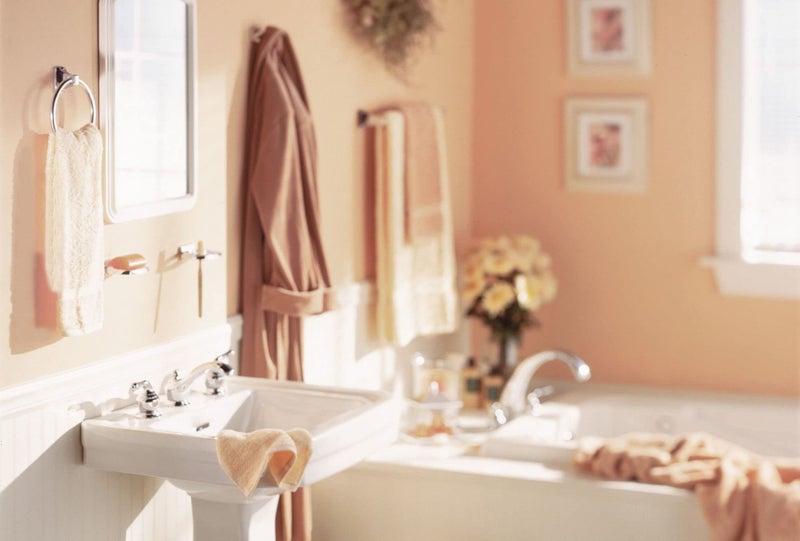 Moen Donnor Collection Chrome 6.25-Inch Diameter Wall Mount Contemporary Bathroom Hand-Towel Ring, P5860 - Image 2