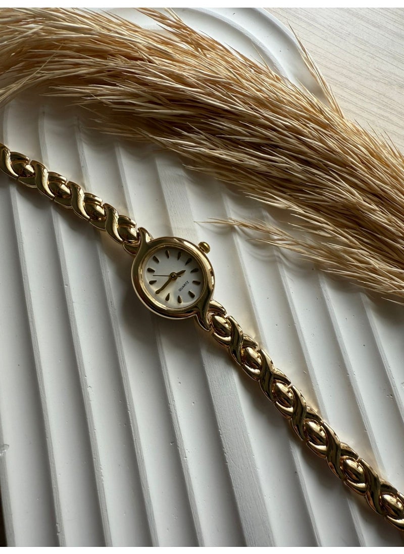 QUARTZ Retro Minimal Wicker Strap Vintage Women's Wristwatch Beaded Model  - Image 1