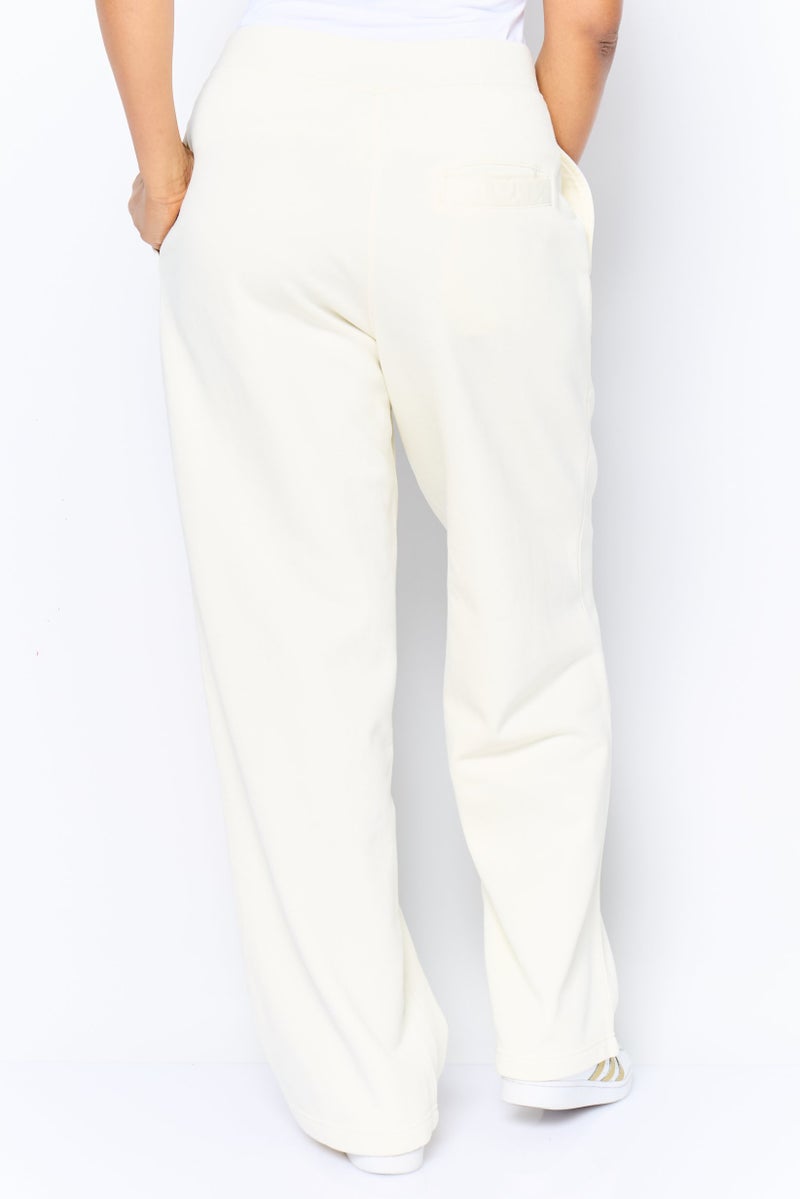 Reebok Women Sportswear Fit Outdoor Sweatpants, Cream - Image 3