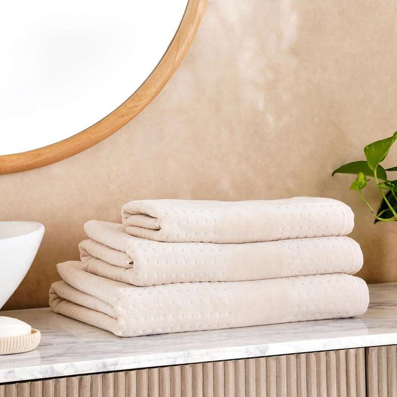 Pan Home Siesta Velour Bath Sheet Cream 90x150cm - Image 4