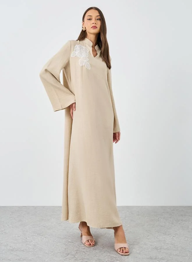 Amirah Amirah Women Beige Collared Jalabiya with Floral Patch