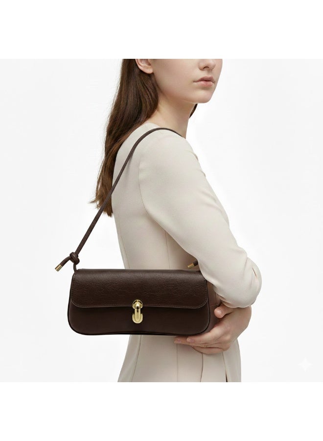 شنطة يد نسائية صغيرة جلد باللون البنى - Image 1