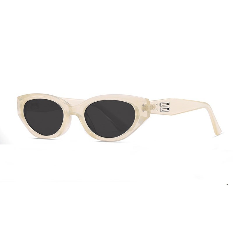 Vintage Cat-Eye Sunglasses for Women - Jennie Style, Narrow Frame, UV400 Protection, Trendy Polarized Shades