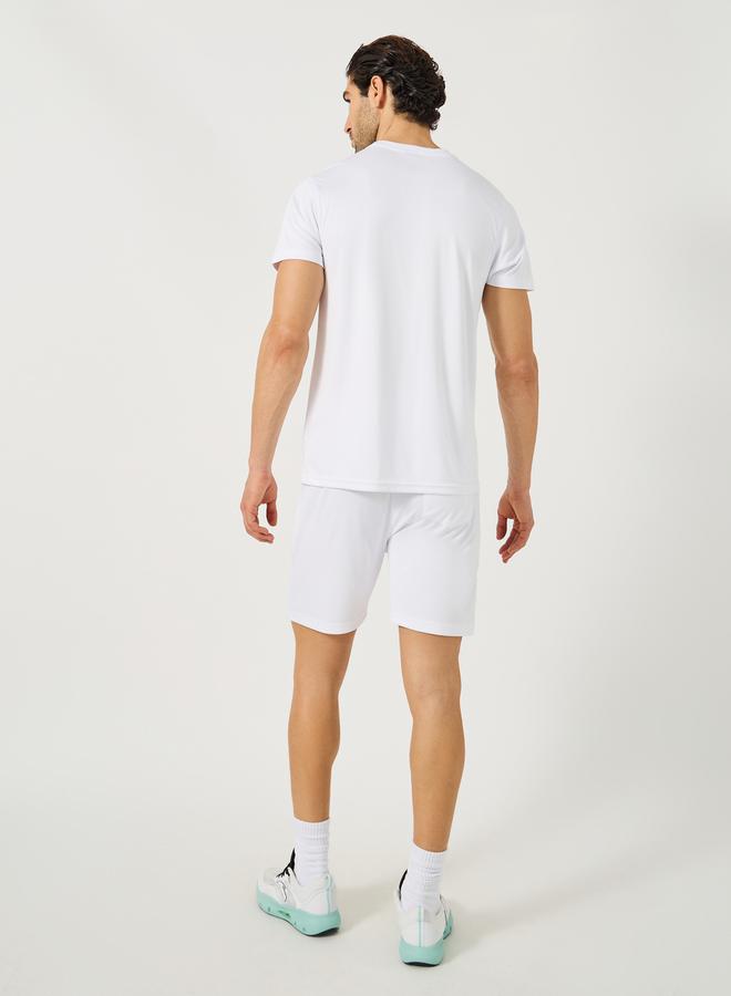 Styli Texture Regular Fit Training T-Shirt and Shorts set  - Image 4