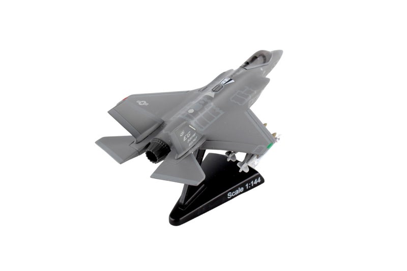 Daron F-35Â® Lightning IIÂ® USAF AF08-0747 Die-Cast Model â€“ 1:144 Scale Stealth Multi-Role Fighter Replica with Display Stand, Highly Detailed, 4.1â€ Length x 2.8â€ Wingspan, Adult Collectible Ages 14+ - Image 3