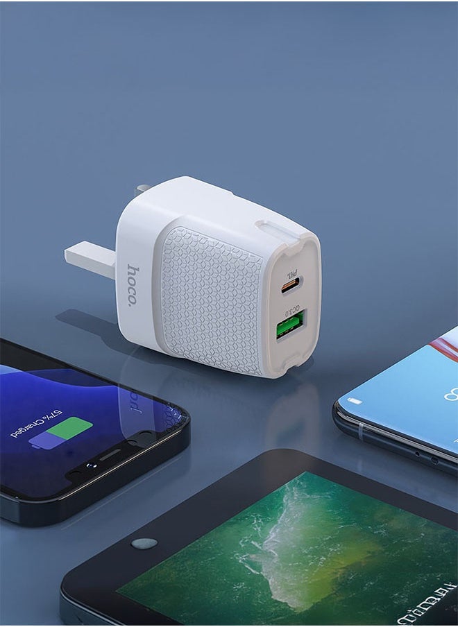 hoco. Wall charger C85B Bright PD20W + QC3.0 UK plug(White 2Pcs)  - Image 5
