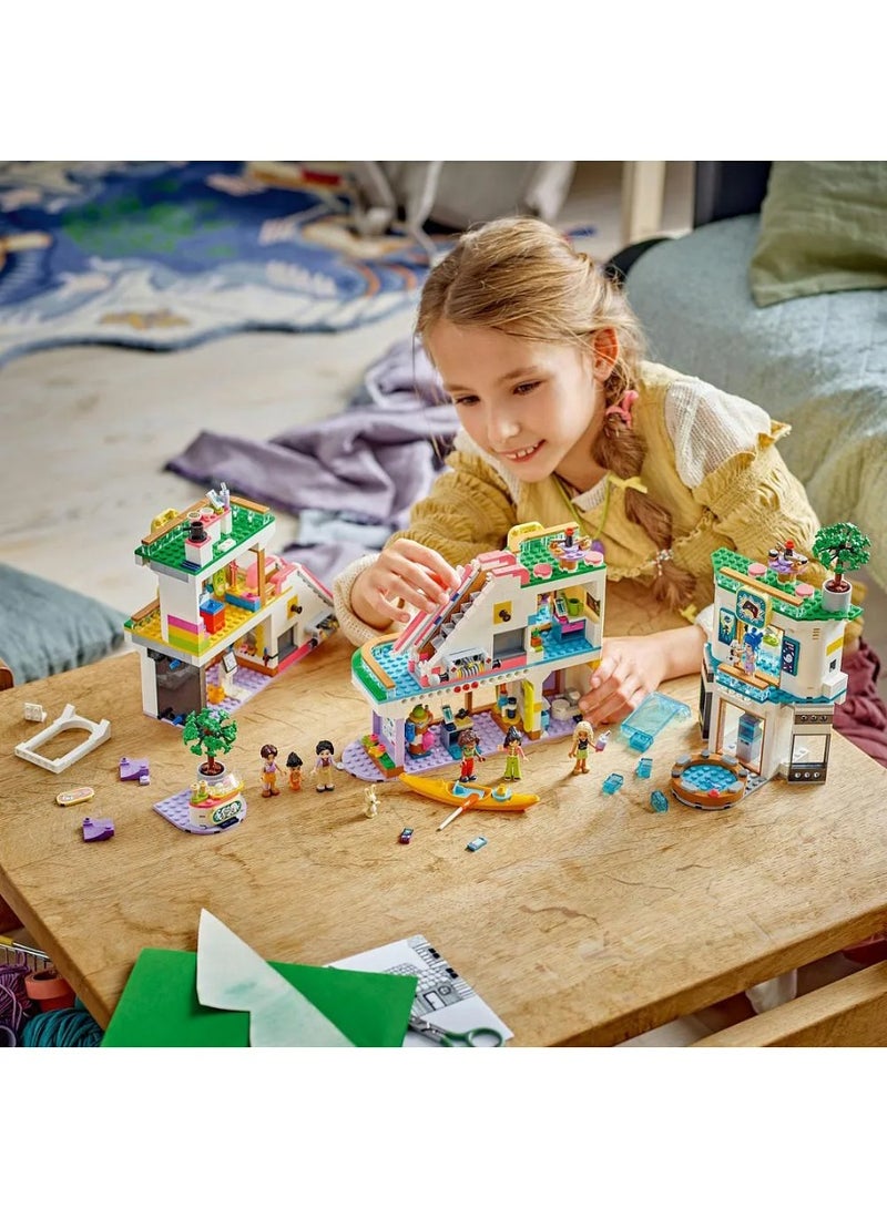 LEGO Friends Heartlake City Shopping Mall 42604 - 1237 Pieces - Image 3
