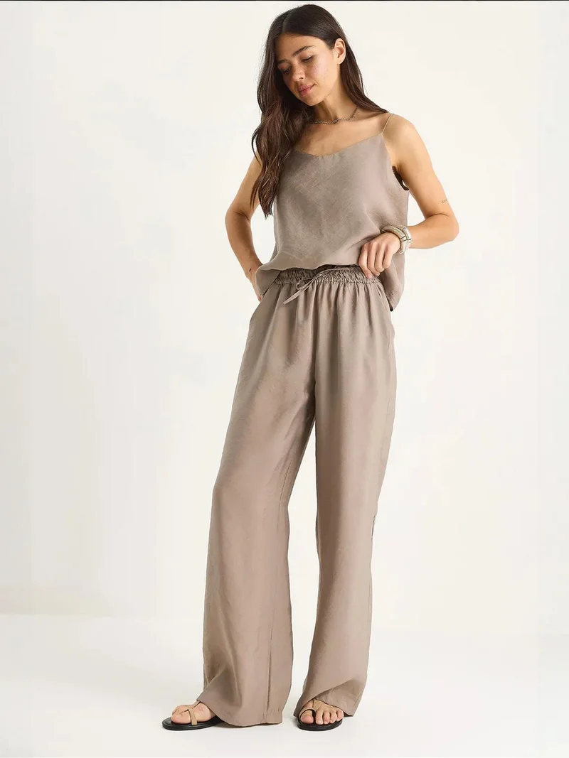 LUCCI V-Neck Long Sleeve Two-Piece Coord Set