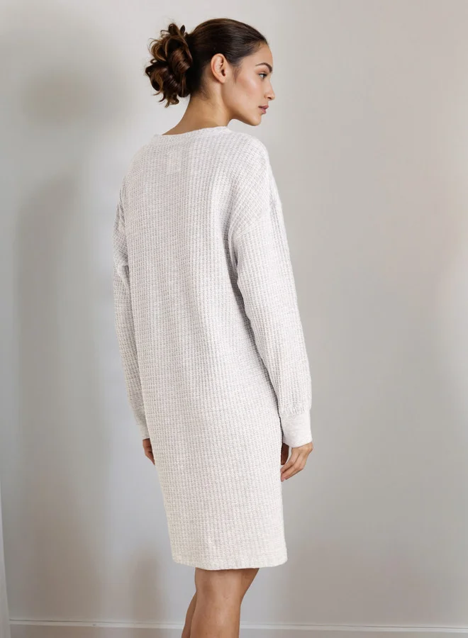 سبلاش فيڤ قميص نوم بياقة على شكل حرف