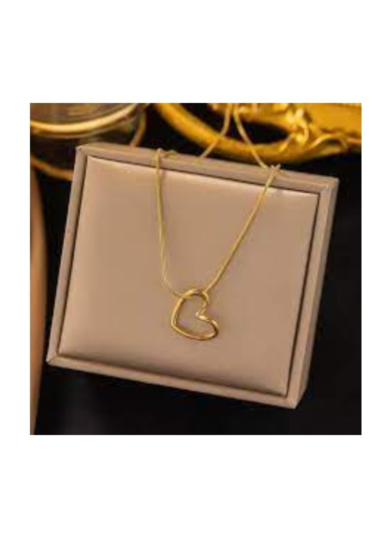 Generic - Stainless steel accessory necklace - unique, elegant and distinctive heart shape design - golden color - Image 1