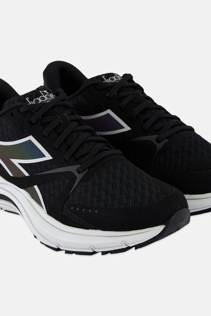 DIADORA أحذية رياضية نسائية ميثوس بلشيلد 8 فورتيس، سوداء - Image 3