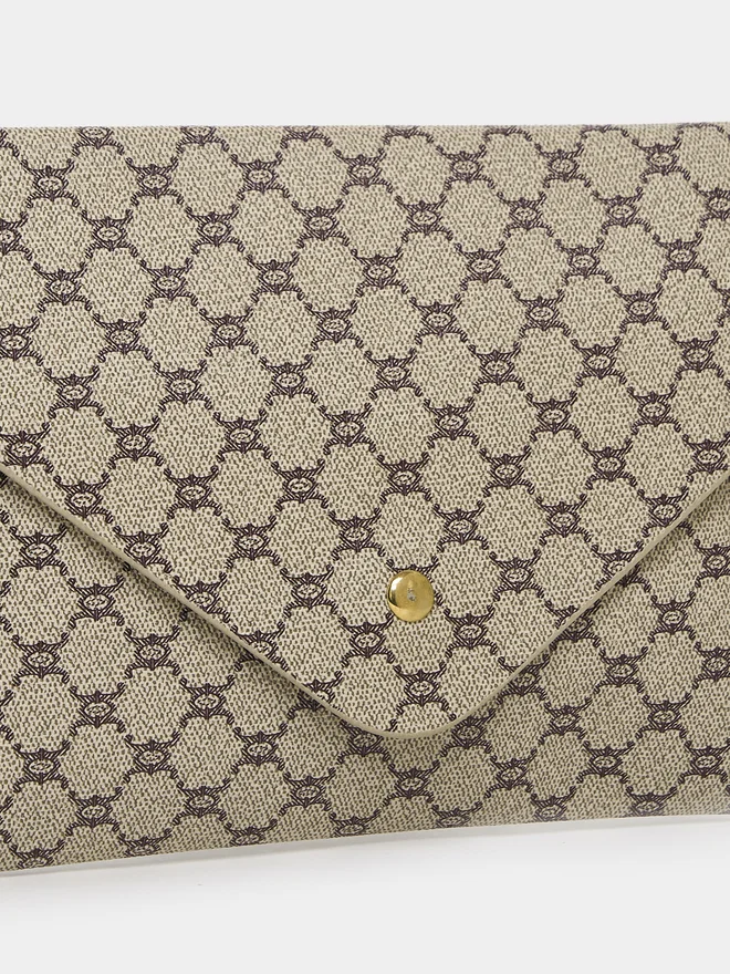 تايك تو كلتش مطبوع بالكامل من Styli