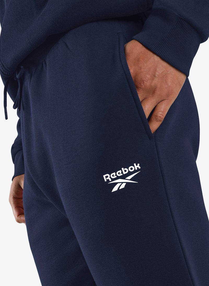 Reebok Andre Small Logo Cuffed Pant - Image 3