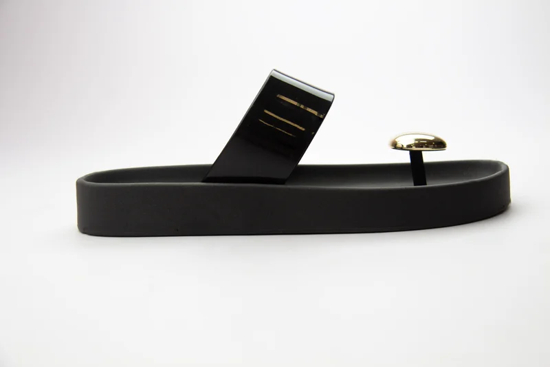 Voices Smooth Stone Women'S Anti Slip Sole  Single Strap Sandals - Black