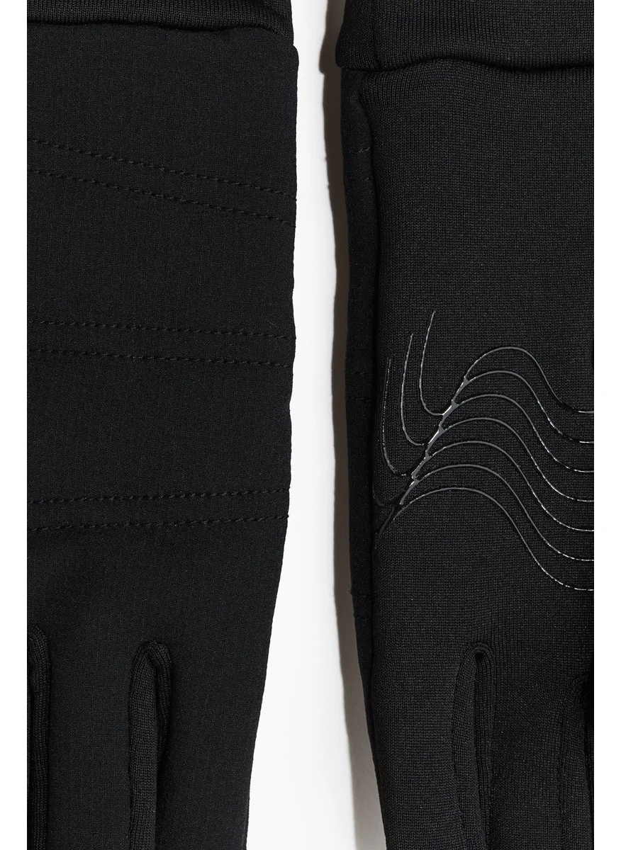 اتش اند ام Running Gloves In Drymove™