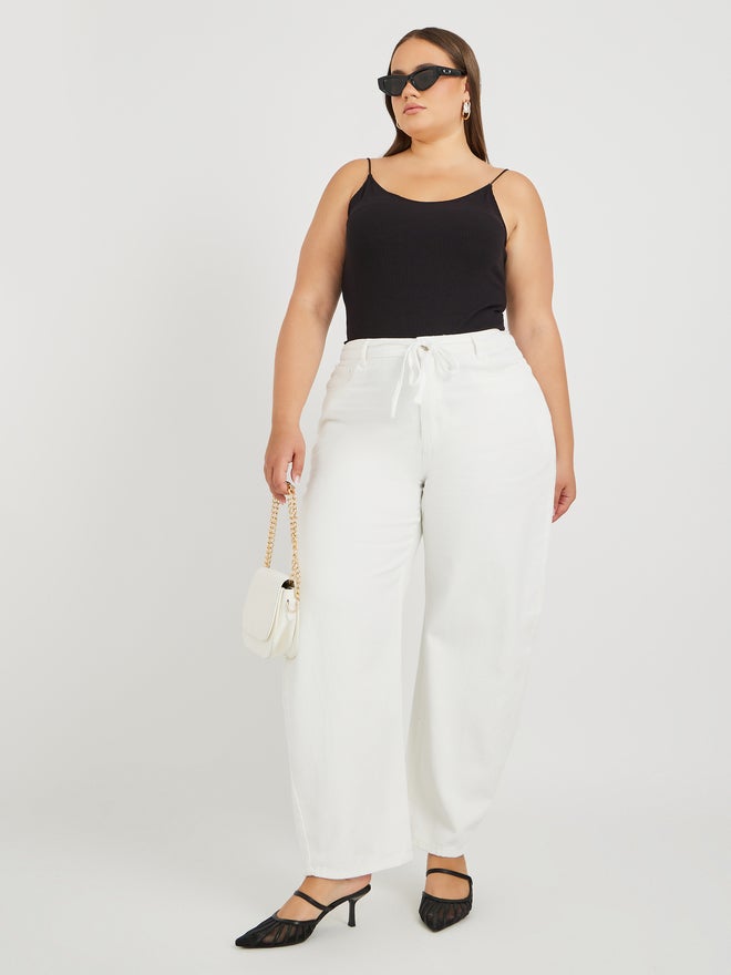 Styli Styli Plus Size High Rise Denim Joggers with Drawstring - Image 1