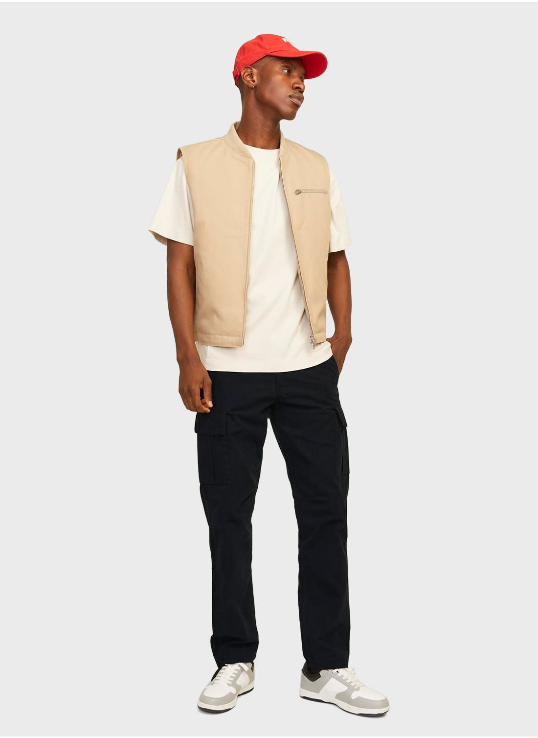 Jpstkane Jjbarkley Loose Fit Cargo Pants - https://f.nooncdn.com/p/pzsku/Z9447B989D4D87B19740CZ/45/_/1727250344/4128013c-7e8f-4a12-a477-026730181c95.jpg?format=jpg&width=original