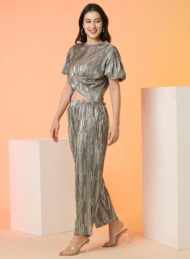 جلو باص Globus Striped Front Twist Top and Trousers Co-Ords