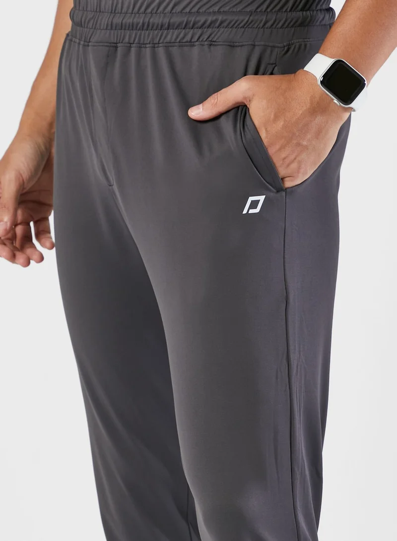 FRWD Training Jogger