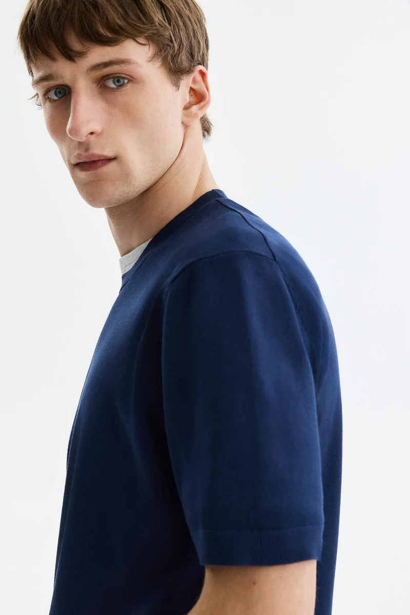 H&M  Slim Fit Knitted T-shirt for Men | Best Price UAE