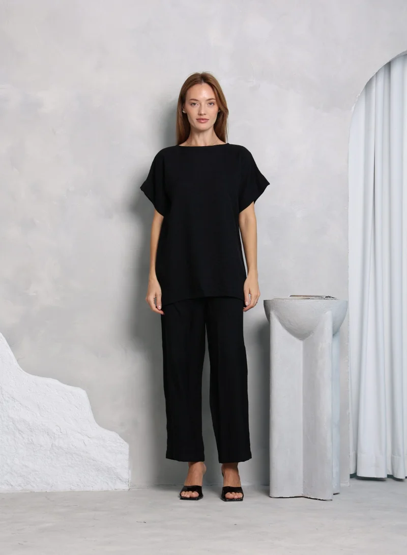 Nikias Black american linen trouser set