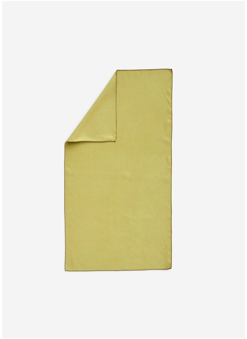 NABAIJI NABAIJI by DECATHLON, Microfibre Towel Ultra-Compact M 60x80 cm Soft & Absorbent Olive  - Image 4