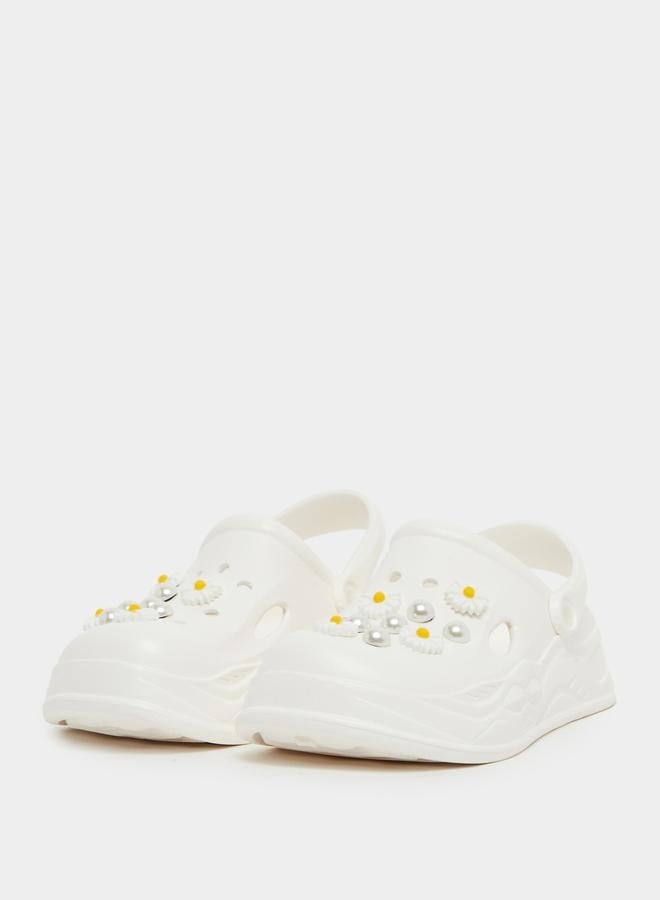 ستايلي كلوبس مزينة بحزام خلفي - Image 2