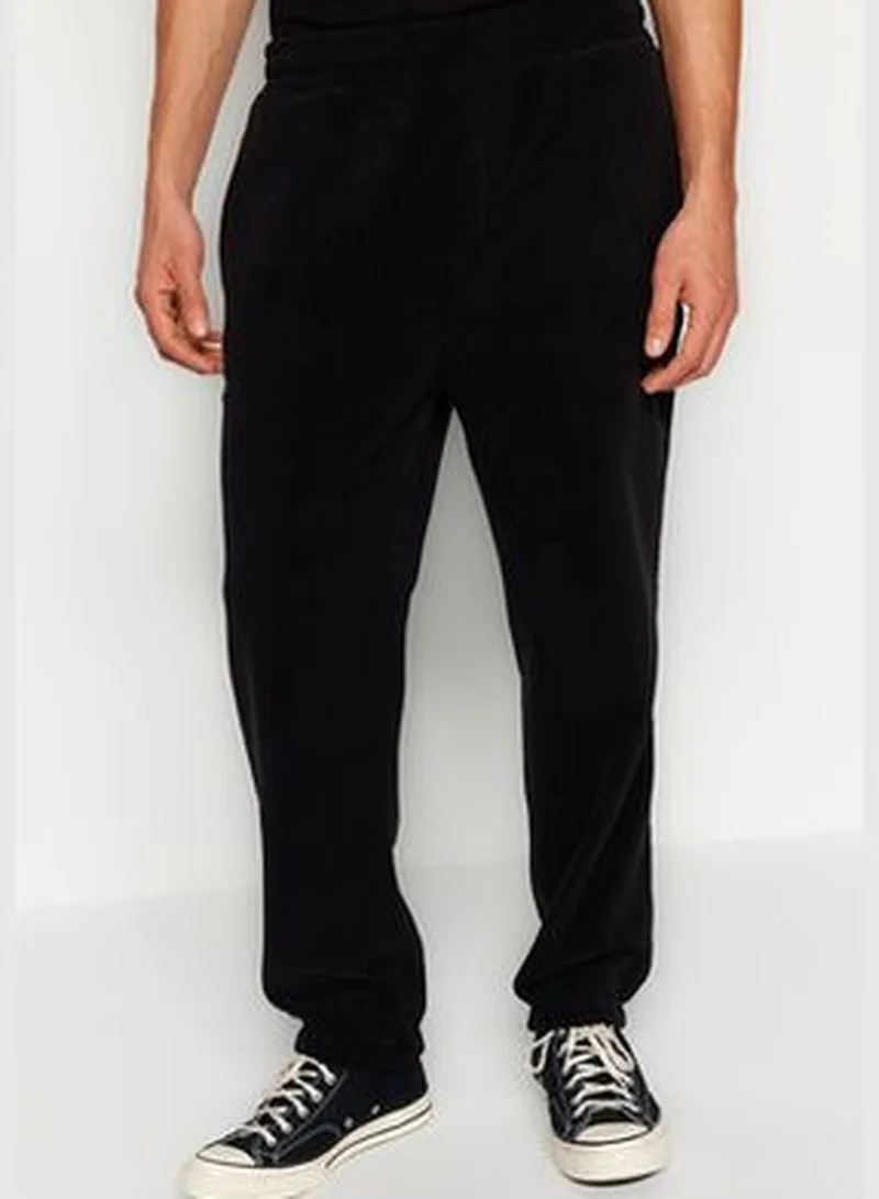 trendyol Black Men's Regular/Nomal Fit Keeping You Warm Thick Fleece Elastic Legs Concealed Cord Sweatpants.