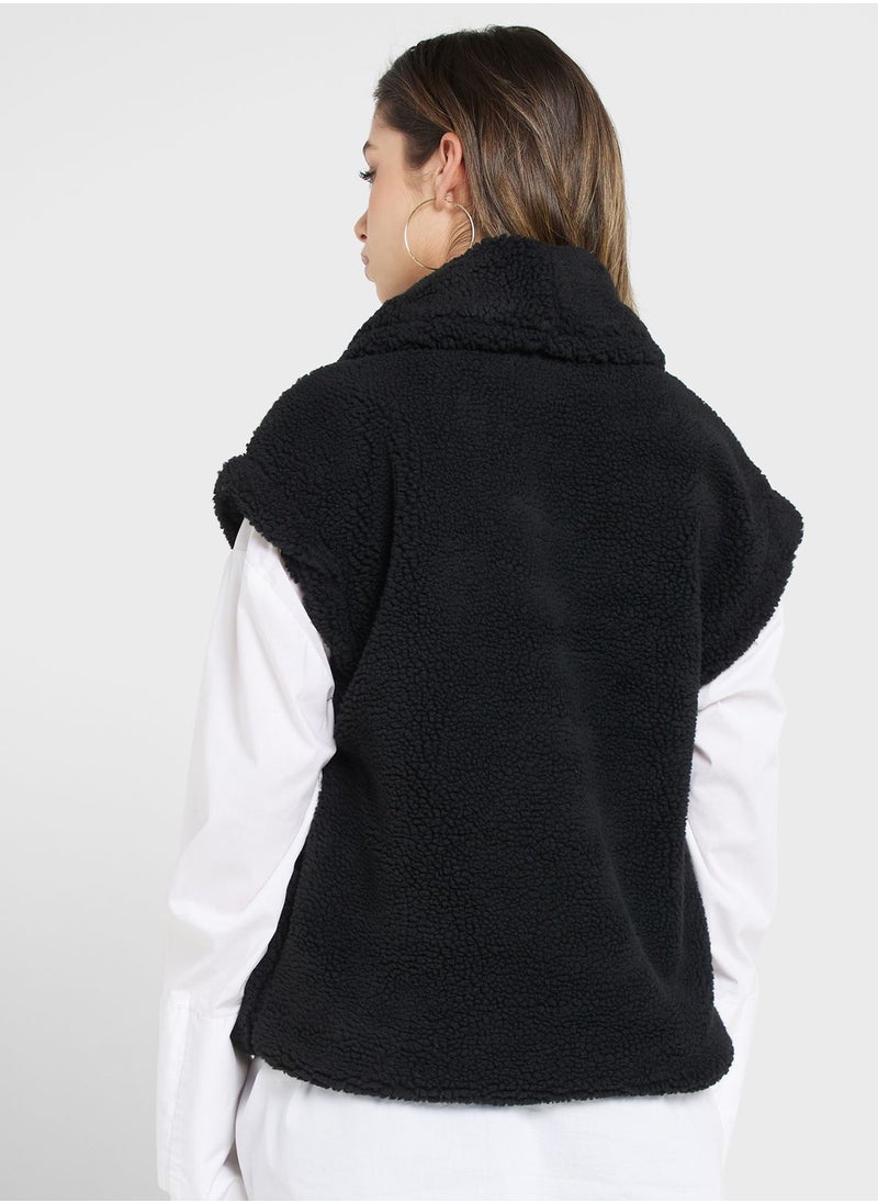 Jacqueline de Yong Pocket Detail Fur Vest Jacket  - Image 2
