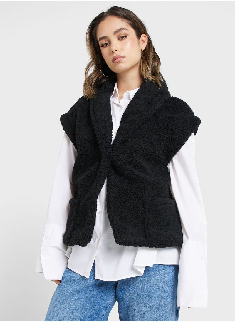 Jacqueline de Yong Pocket Detail Fur Vest Jacket  - Image 1