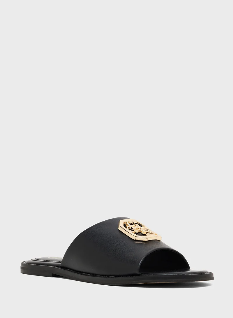 جس Single Strap slides