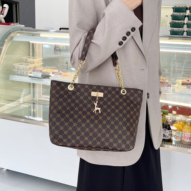 Women'S Bag Vintage Niche Portable Distinctive Trendy Large Capacity Fashionable Commuting Shoulder Bag Stylish Tote Bag - Image 3