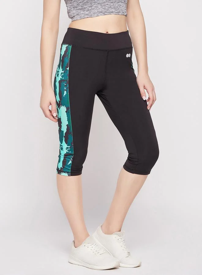 كلوفيا كابري رياضي ضيق مع لوحات مطبوعة