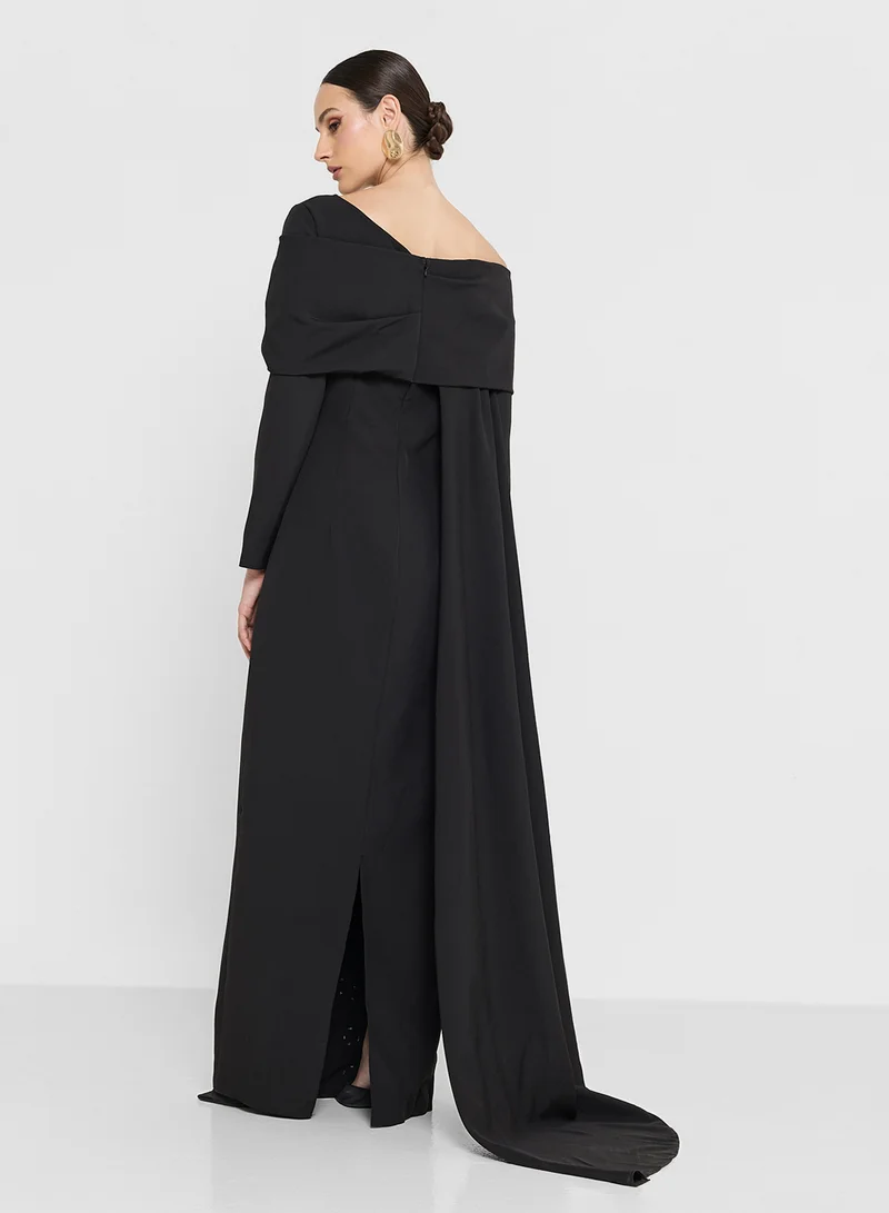 Namshi x One Shoulder Dress With Floral Detail & Trail
